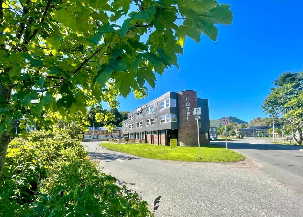 Marina Hotel Lofoten Svolvær Εξωτερικό φωτογραφία